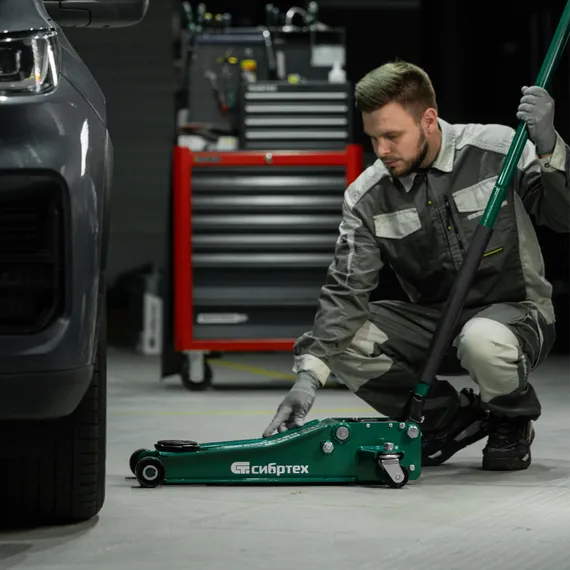 Домкрат гидравлический подкатной, 3,5 т, 95-520 мм, быстрый подъем, низкий подхват, проф. Сибртех