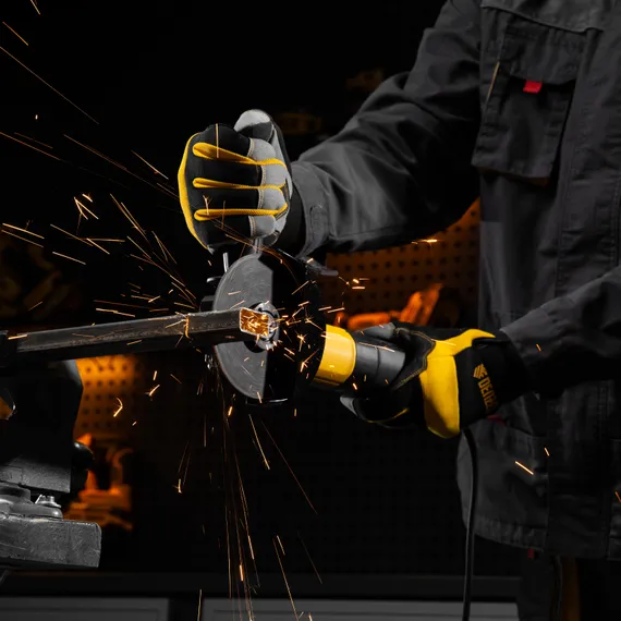 Углошлифовальная машина AGB125-1700, 1700 Вт, 125 мм, 3000-11000 об/мин Denzel