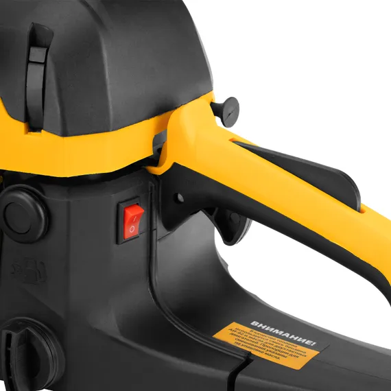 Пила цепная бензиновая DS-4516, шина 40 см, 45 см3, 2,5 л.с, шаг 0,325, паз 1,5 мм, 64 звена Denzel