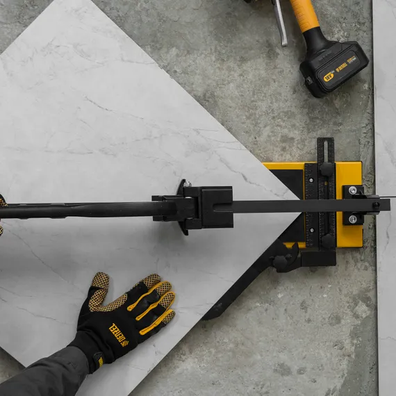 Плиткорез рельсовый 1200х16мм, каретка на подш., стальная станина, усил. рукоятка-пенал Denzel