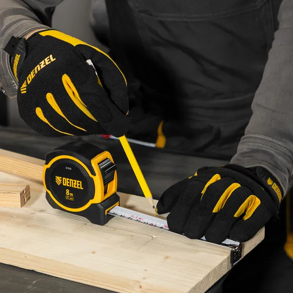 Рулетка 8м х 25мм, двухкомп. корпус, магнитный обрезиненный зацеп Denzel