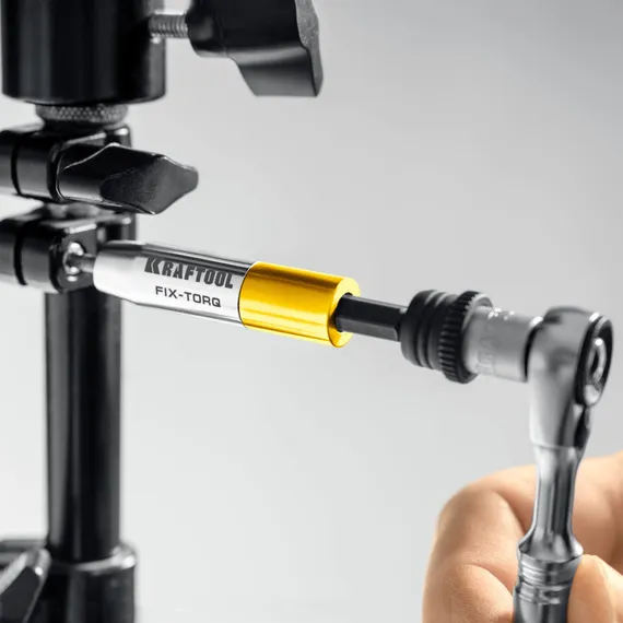 KRAFTOOL FIX-TORQ 2.0 Нм динамометрический адаптер для бит (64035-2.0)