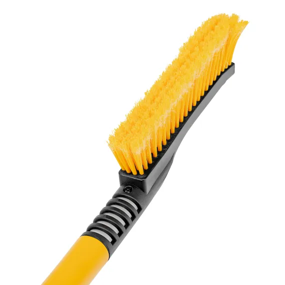 Щетка-сметка для снега со скребком 600 мм Denzel