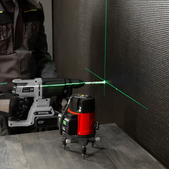 Лазерный уровень CRL-30G, 30 м, зеленый луч, акк. Li 2400 mah, резьба 5/8" MTX