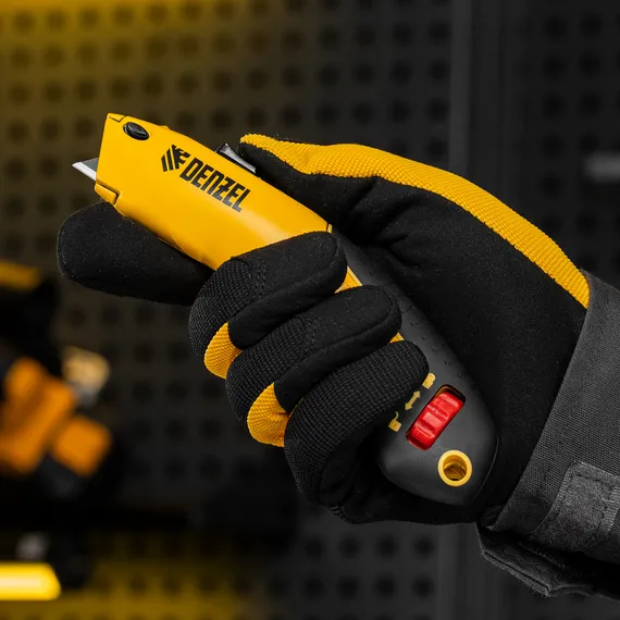 Нож, 19мм, сменное трапециевидное  лезвие, SK4, алюминиевый корпус, торцевой зажим Denzel