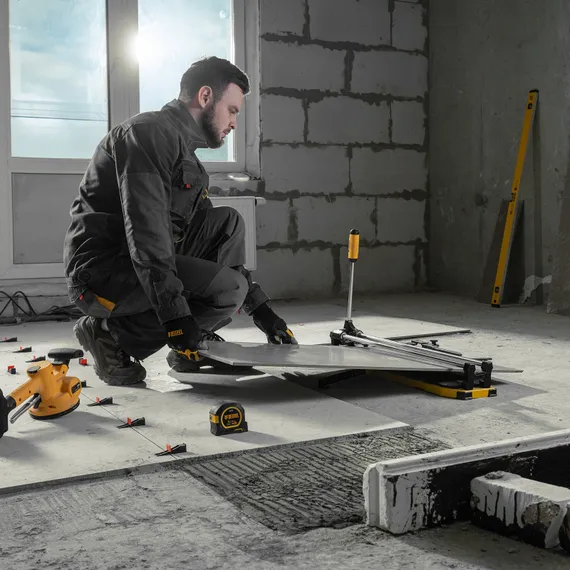 Плиткорез 600х14мм, цельнометал. напр., каретка на подш., стальная станина, рукоятка-пенал Denzel