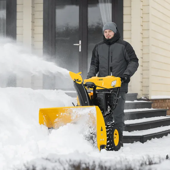 Бензиновая снегоуборочная машина SBL 711D PRO, 302cc, эл.старт, фара, обогрев, блок. дифф. Denzel