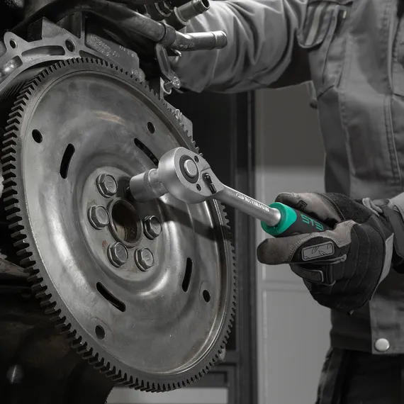 Набор инструментов, 1/2", 1/4", CrV, пластиковый кейс 69 предметов Stels