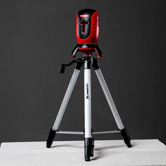 Лазерный уровень ML01T, дальность 10 м, точность ± 0,5 мм, / 1 м, длина волны 650 нм, проекция 1 вертикальная 1 горизонтальная плоскость, резьба под штатив 5/8", штатив в комплекте Matrix