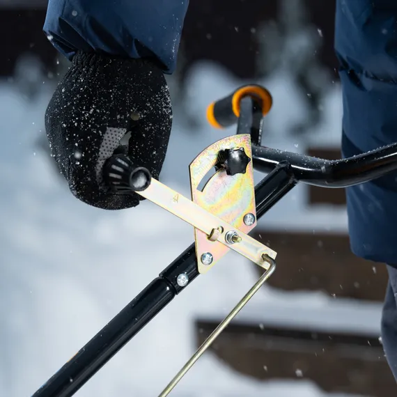 Механическая сеялка на колесах, 45 л Denzel