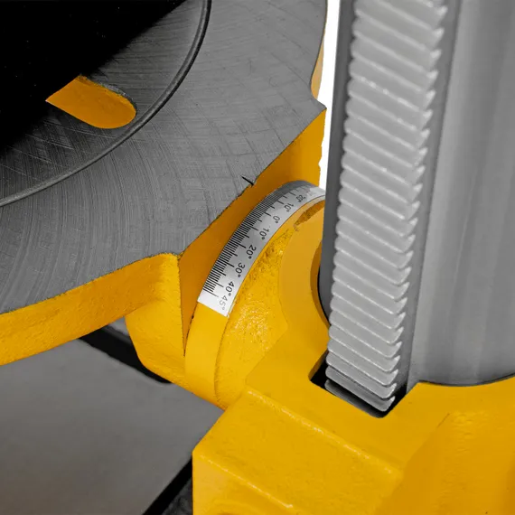 Станок сверлильный радиальный DDM-550R, 550 Вт, 16 мм, 12 ск., настольный Denzel