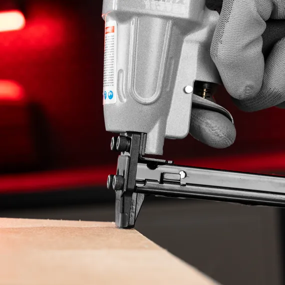 Скобы для пневматического степлера, 6 мм, ширина 1.2 мм, толщина 0.6 мм, ширина скобы 11.2 мм, 5000 шт Matrix