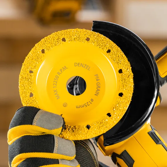 Чашка твёрдосплавная зачистная,125 мм, Наклонная, среднее зерно #16 Denzel