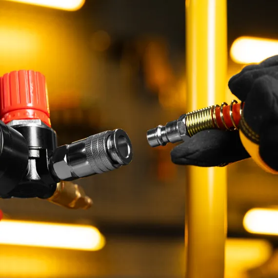 Компрессор безмасл. малошумн. DLP-4500/150, 4,5 кВт, 3х1,5 кВт,150 л, 2850 об/мин,750 л/мин Denzel