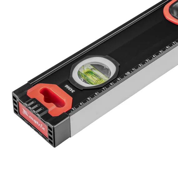 Уровень алюминиевый, усиленный, фрезерованный, 3 глазка, двухкомпонентные рукоятки, 2000 мм Matrix