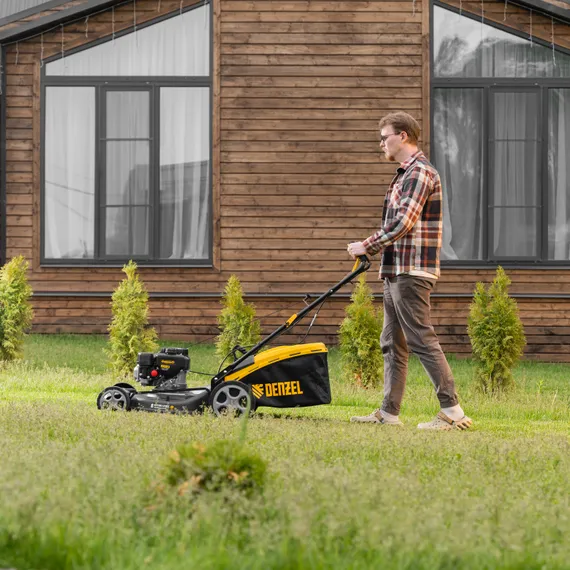 Газонокосилка бензиновая GLR-510SP-ZS, 171 см3, ширина 51 см, привод, травосборник 65 л Denzel