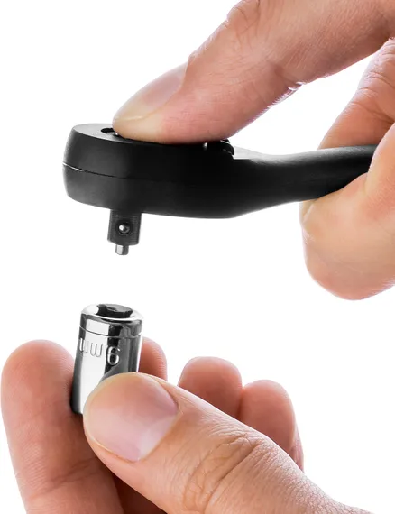 KRAFTOOL 1/4″, 72 зубца, пластиковое покрытие, трещотка для торцовых головок (27796-1/4)