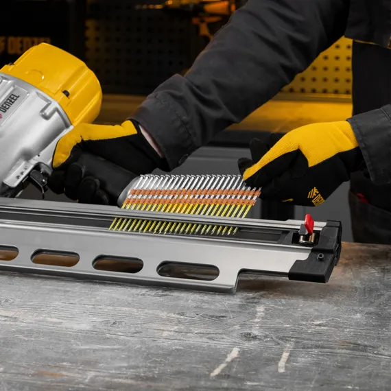 Гвозди для пнев. нейлера (оцинк.) длина - 90 мм, диам. - 3,05 мм, 2000 шт. Denzel