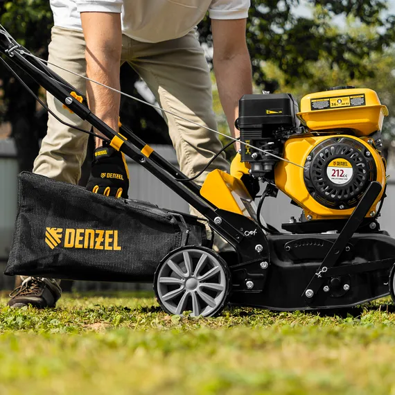 Скарификатор-аэратор бензиновый SAG-400, 212 см3, -15/+10 мм, 40 см Denzel