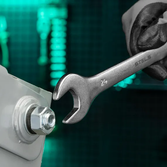 Ключ комбинированный, 24 мм, CrV, матовый хром Stels