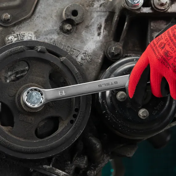 Ключ комбинированный, 19 мм, CrV, матовый хром Stels