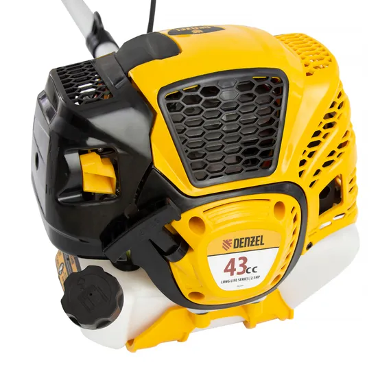 Триммер бензиновый DTL-43S, 43 см3, разъемная штанга, состоит из 2 частей Denzel