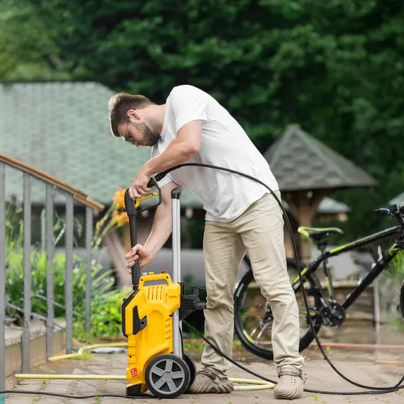 Моечная машина высокого давления K 90 Power, 3100 Вт, 220 бар, 600 л/ч, асинх. двиг.// Denzel