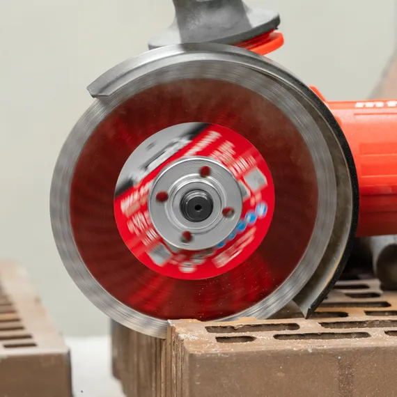 Диск алмазный, отрезной Turbo, 125 х 22.2 мм, сухая резка Matrix Professional