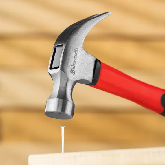 Молоток-гвоздодер optimal, 450 г, фибергласовая обрезиненная рукоятка Matrix