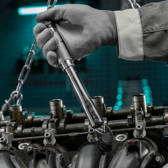 Ключ динамометрический, 5-24 Нм, 1/4, CrV, хромированная Stels