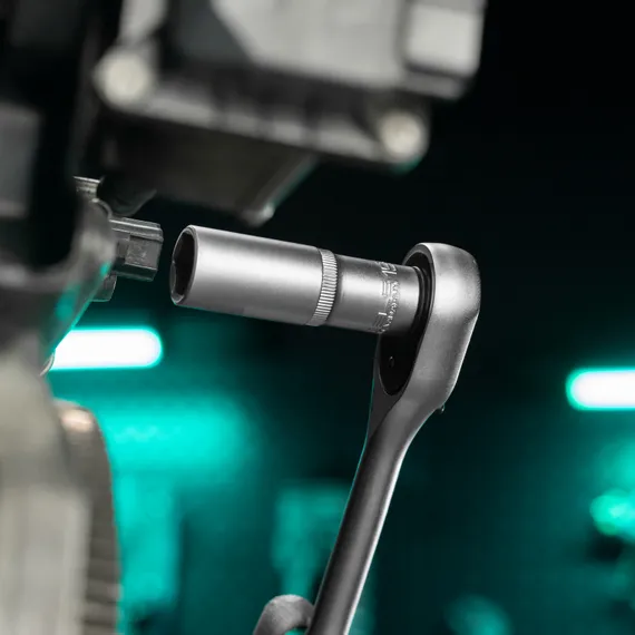 Головка торцевая удлиненная, 19 мм, шестигранная, CrV, под квадрат 1/2 Stels