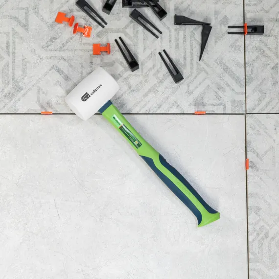 Киянка резиновая, 450 г, белая резина, фибергласовая рукоятка Сибртех