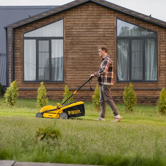 Газонокосилка электрическая GMC-1800, шир. 38см, 1800 Вт, 6 уров., травосб. 35 л Denzel