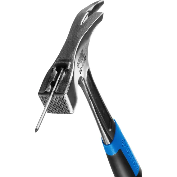 ЗУБР Профессионал 600 г, цельнокованый молоток кровельщика (20147-600)