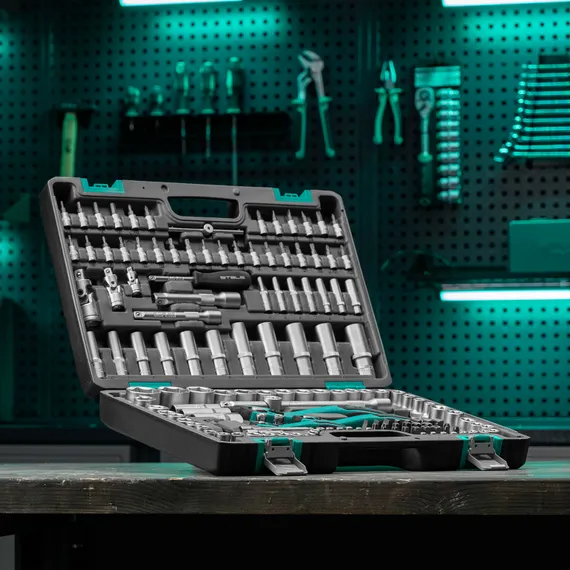 Набор инструментов, 1/4", 3/8", 1/2", Cr-V, S2, усиленный кейс, 151 предмет Stels