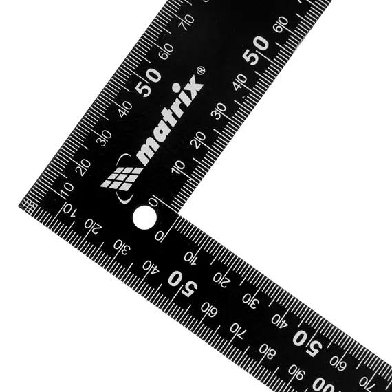 Угольник, 200 х 300 мм, цельнометаллический Matrix