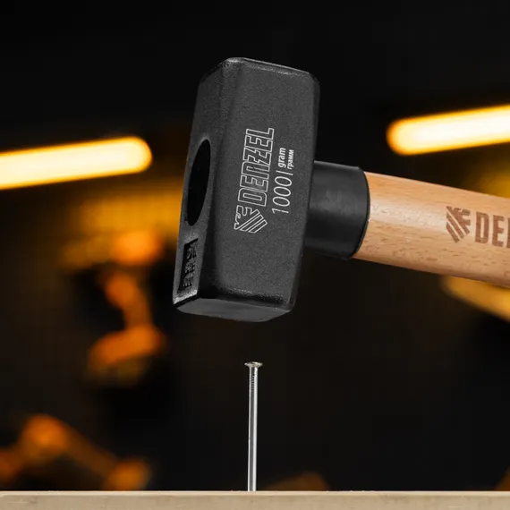 Кувалда, 1000 г, кованая головка, буковая рукоятка Denzel