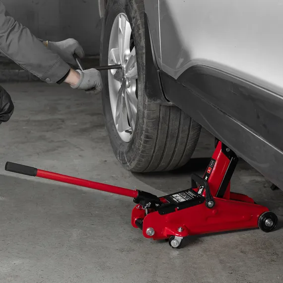 Домкрат гидравлический подкатной, 2 т, 140-340 мм, в пласт. кейсе MTX