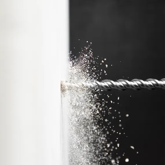 Бур по бетону, двойная спираль, три пылеотводящие кромки, 16 x 600 мм DENZEL