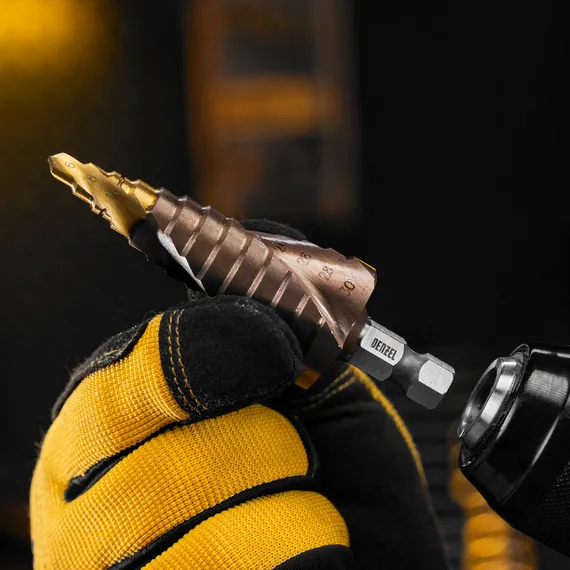 Сверло ступенчатое, 6-8-10-12-14-16-18-20-22-24-26-28-30мм, Р6М5К5, 6-гр. хвостовик Denzel