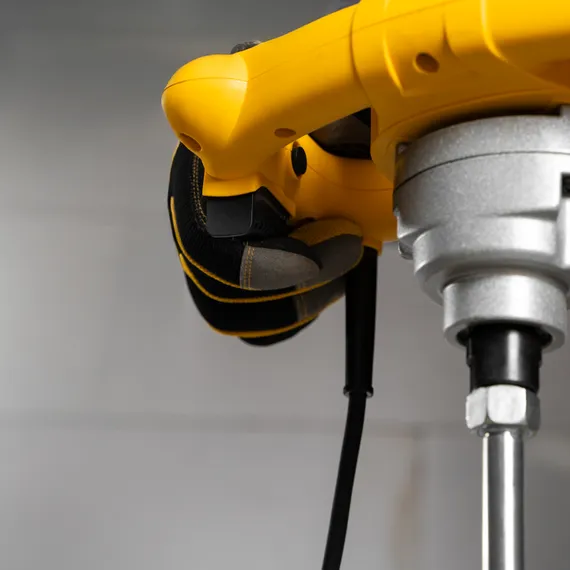 Миксер строительный EM-1-1200, 1200 Вт, 0-680 об/мин Denzel