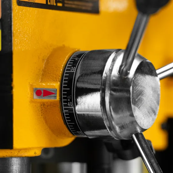 Станок сверлильный DDM-550L, 550 Вт, 16 мм, 12 ск., лазер, настольный Denzel