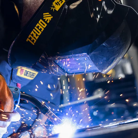 Щиток защитный лицевой (маска сварщика) F4, см. окно 90х35, DIN4/9-13// Denzel