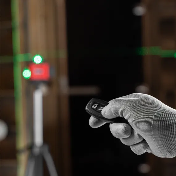 Лазерный уровень м-призм. ML 360-4 Pro SET, 30 м, акк. Li 3000 мАч, состоит из 2 частей MTX