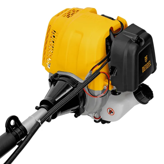 Триммер бензиновый DTL-31-4T, 4-тактный, 31 см3, неразъемная штанга, состоит из 2 частей Denzel