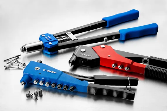 Заклепочник усиленный, ЗУБР ″ПРО-650″ 31192, d=2,4 / 3,2 / 4,0 / 4,8 мм - алюминий и сталь, d=2,4 / 3,2 / 4,0 - нерж сталь, литой корпус, Профессионал