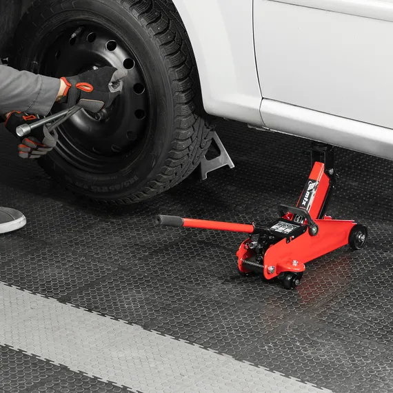 Домкрат гидравлический подкатной, 2 т, 135-320 мм MTX