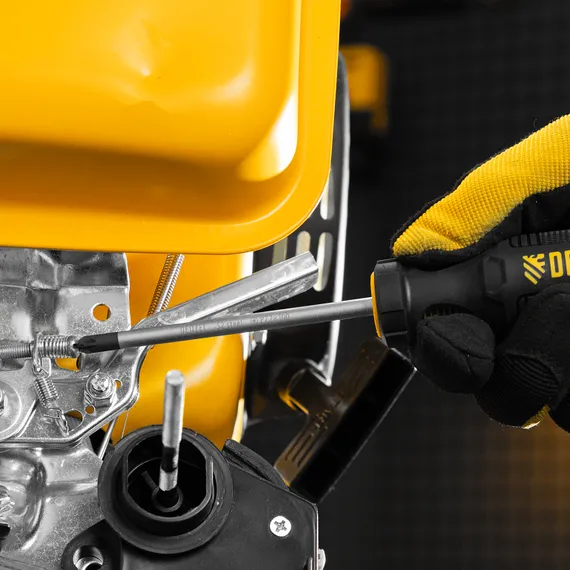 Отвертка, PZ2x100 мм, S2, 3к рукоятка Denzel