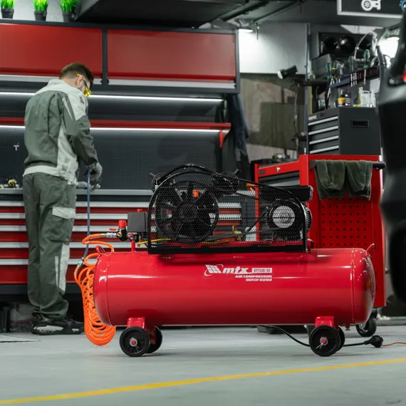 Компрессор воздушный ременный привод КР2500/80, 2,5 кВт, 80 литров, 420 л/мин МТХ