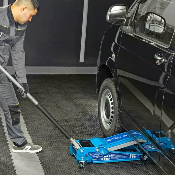 Домкрат гидравл. подкатной, быстр.подъем, 3,5т LOW PROFILE QUICK LIFT, 100-565 мм, проф Stels